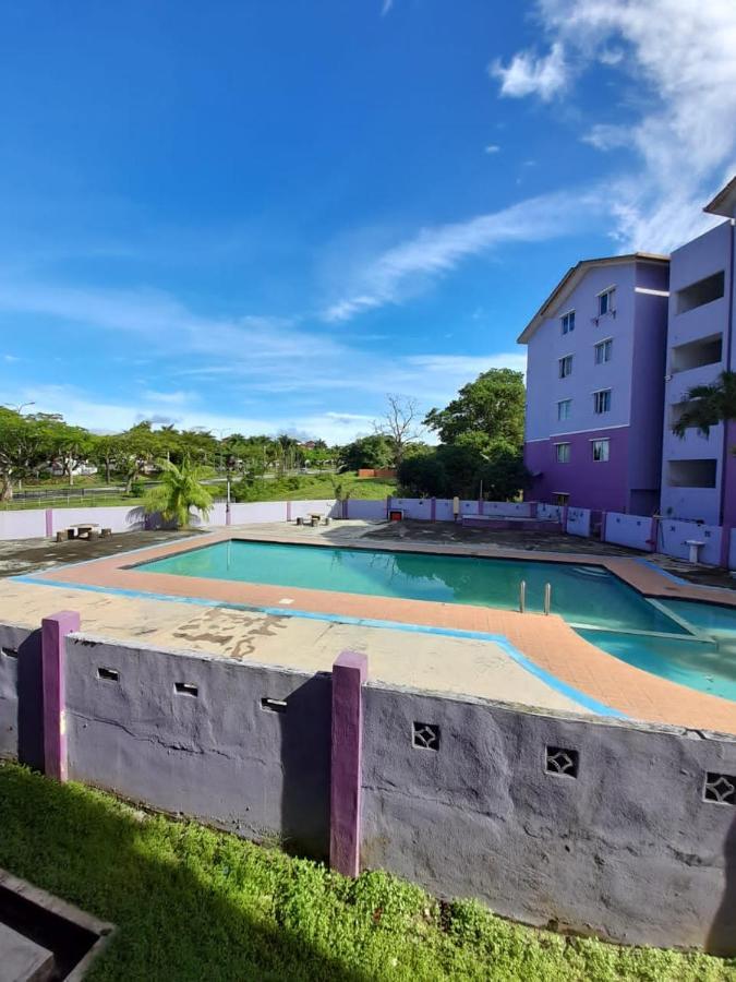 Apartment Dhuha @ Seri Alam , Johor